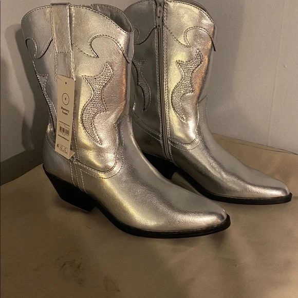Western boots - Picture 10 of 13